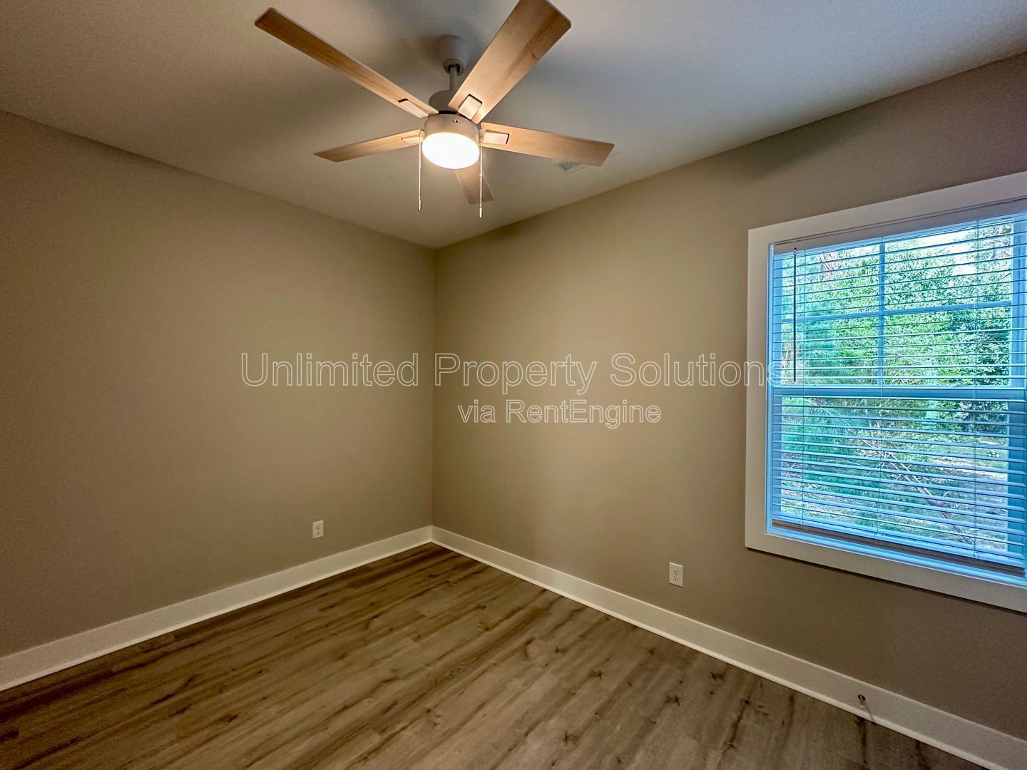 WILSHIRE BLVD - UNCW Students welcome! Brand New Construction ~ Available Spring 2026! property image