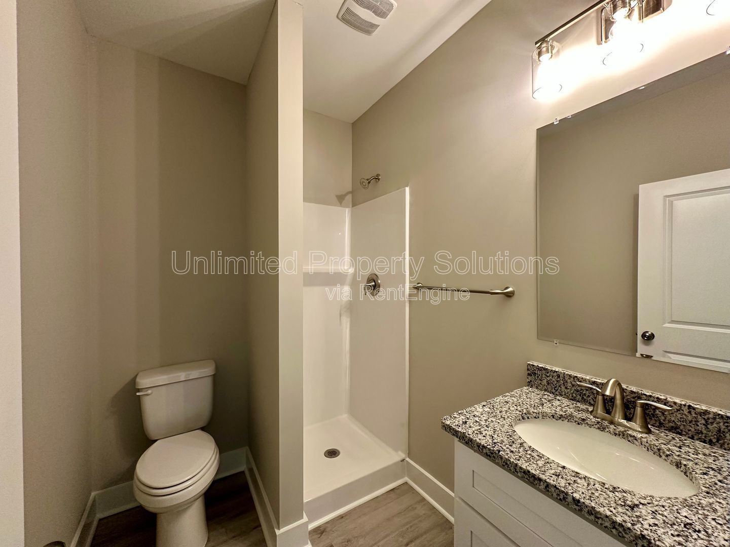 WILSHIRE BLVD - UNCW Students welcome! Brand New Construction ~ Available Spring 2026! property image