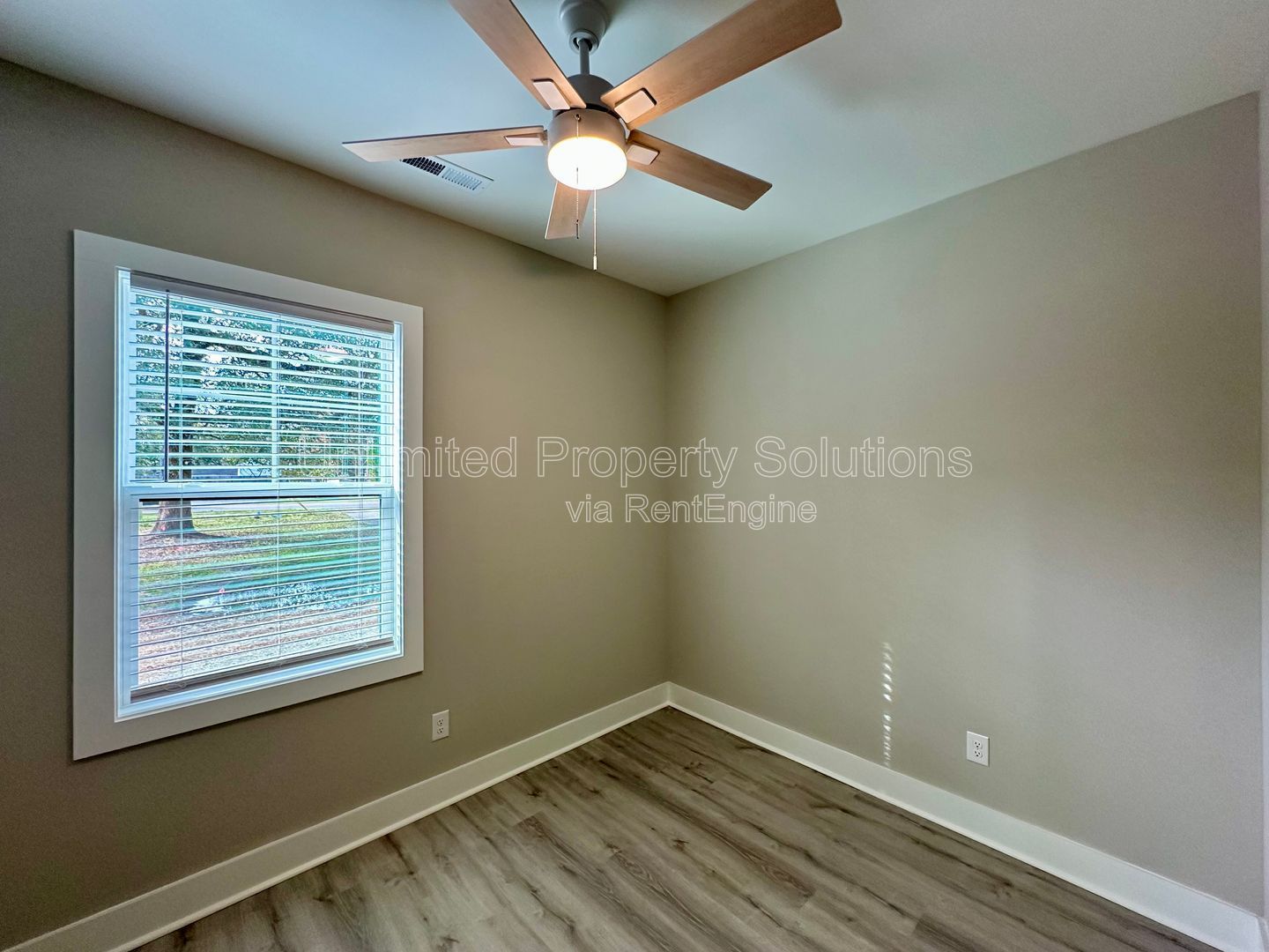 WILSHIRE BLVD - UNCW Students welcome! Brand New Construction ~ Available Spring 2026! property image