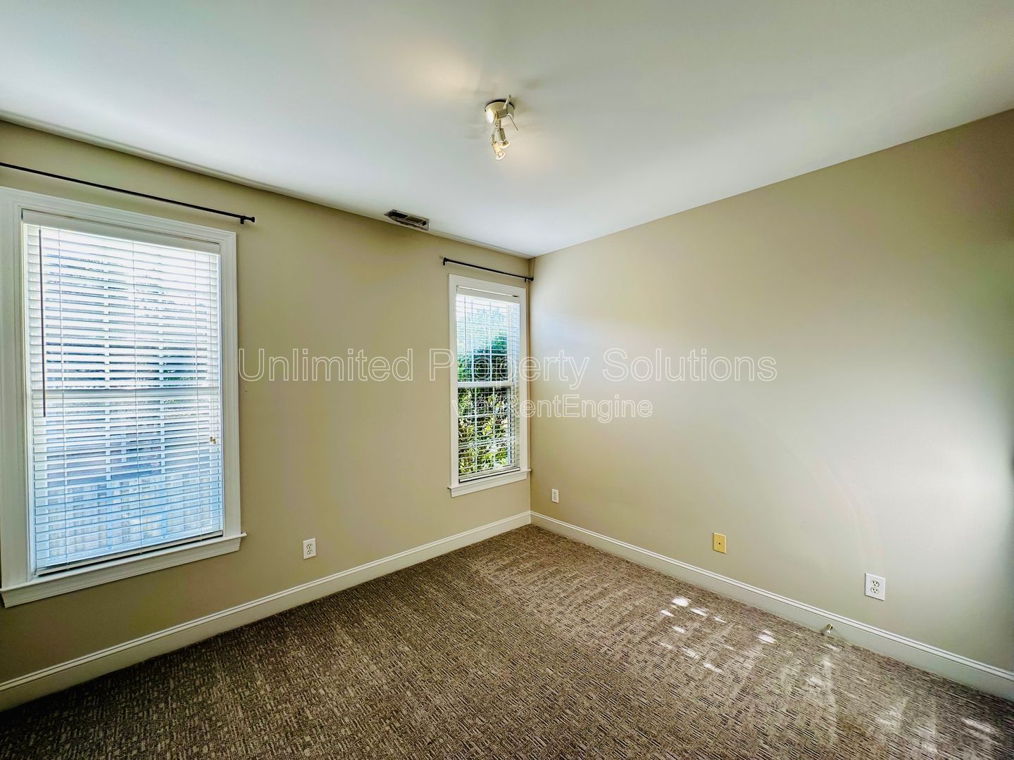 LUCIA POINT - Near Mayfair and Wrightsville Beach! property image