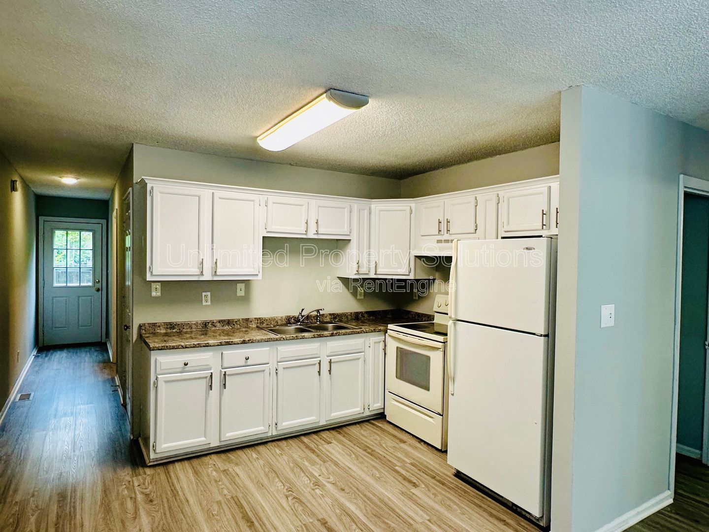 DOWNTOWN WILMINGTON - 3BD/2BA - Blocks from Castle Street Arts District! property image