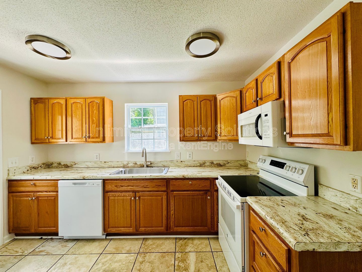 WILSHIRE BLVD - 4 Bedroom - Minutes to UNCW - STUDENTS WELCOME ($850/room) property image