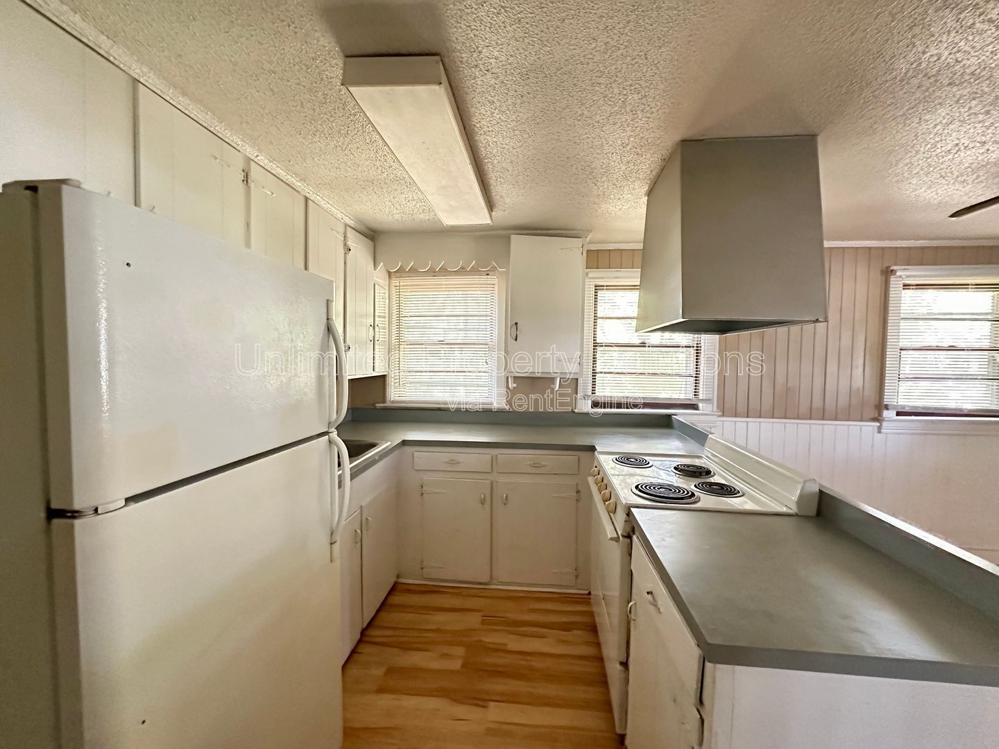 SEAGATE AREA/MYRTLE AVENUE - Minutes to Wrightsville Beach property image