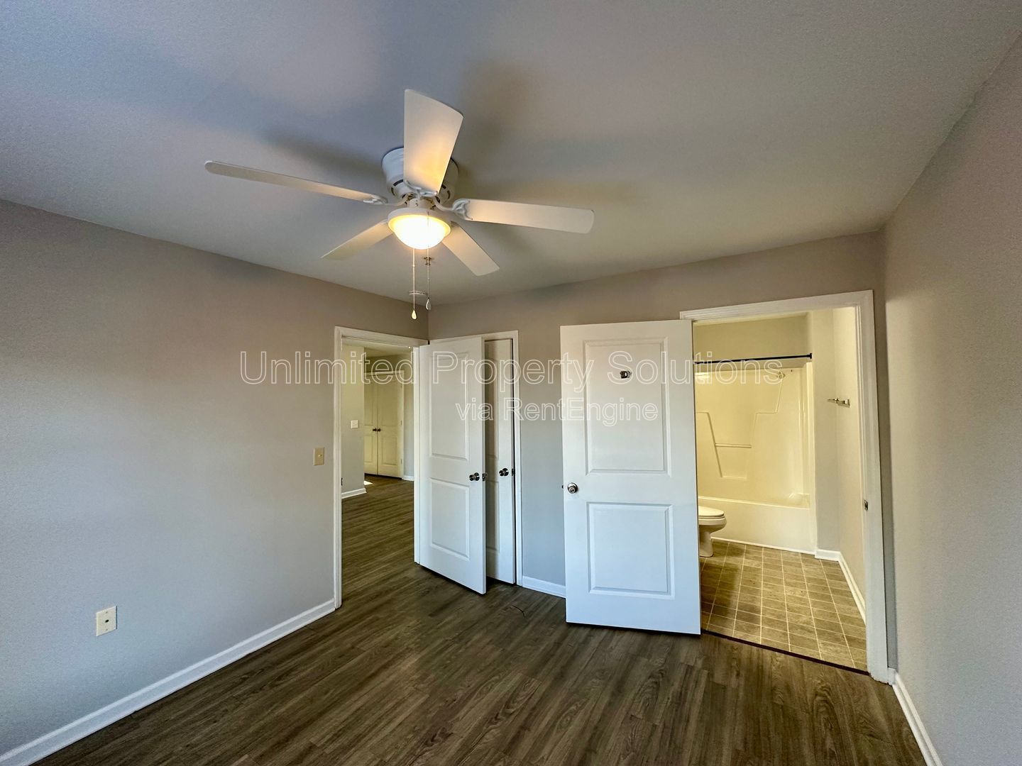 3 BEDROOM/3 BATHROOM CONDO - Near Randall Parkway & Kerr Ave! property image