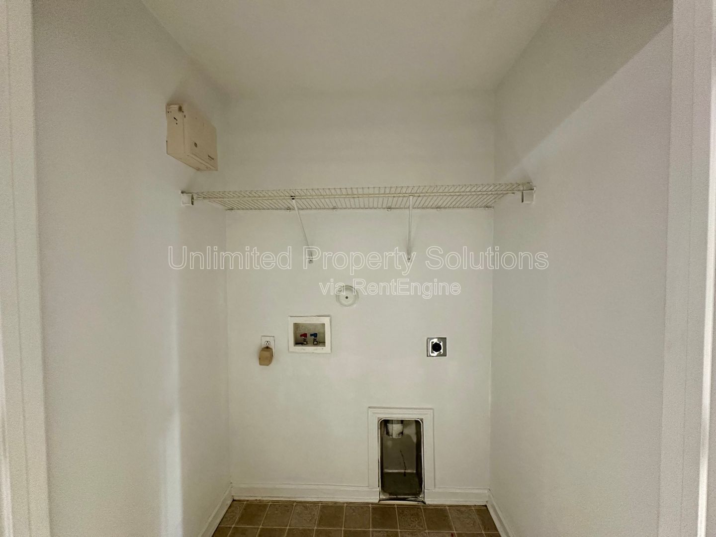 3 BEDROOM/3 BATHROOM CONDO - Near Randall Parkway & Kerr Ave! property image