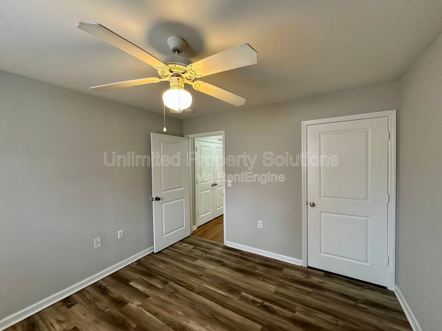 KERR CROSSING - 3 Bedroom/3 Bathroom in a great location! property image
