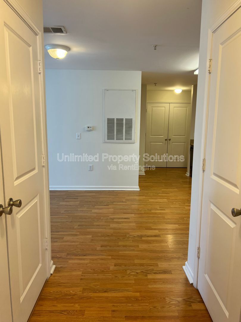 KERR CROSSING - 3 Bedroom/3 Bathroom - Availability Now! property image