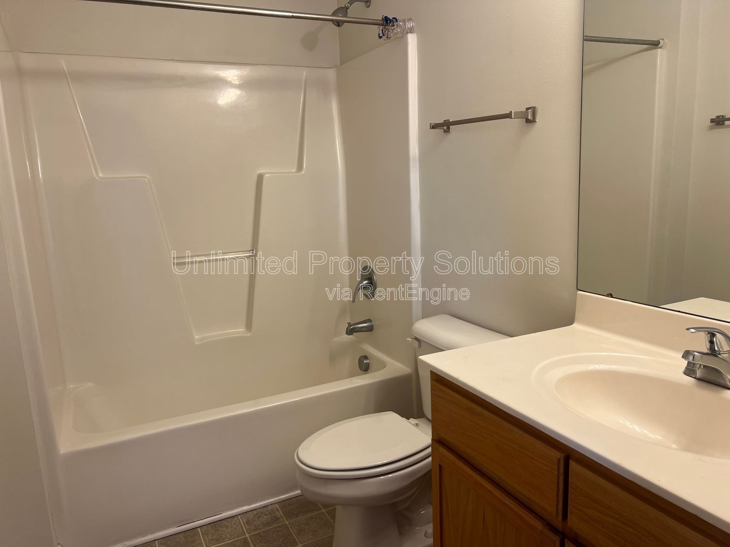 KERR CROSSING - 3 Bedroom/3 Bathroom - Availability Now! property image