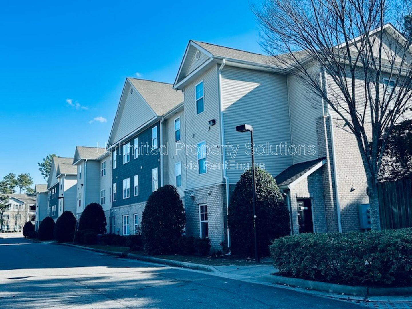 KERR CROSSING - 3 Bedroom Condo - Available Now! property image