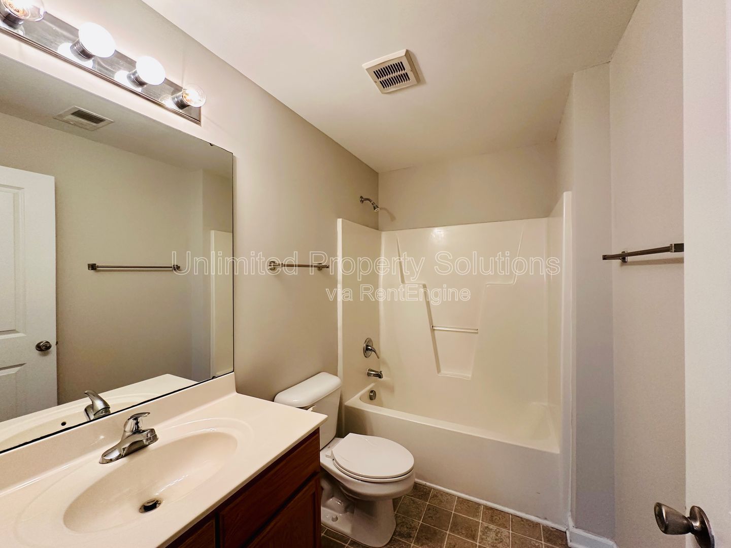 KERR CROSSING - 3 Bedroom Condo - Available Now! property image