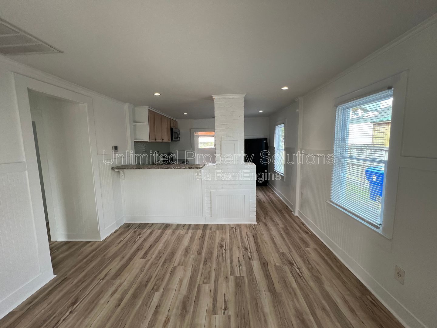 CAROLINA BEACH ~ Blocks from restaurants & beach! Available early Spring 2026! property image