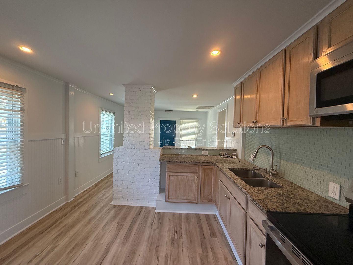 CAROLINA BEACH ~ Blocks from restaurants & beach! Available early Spring 2026! property image
