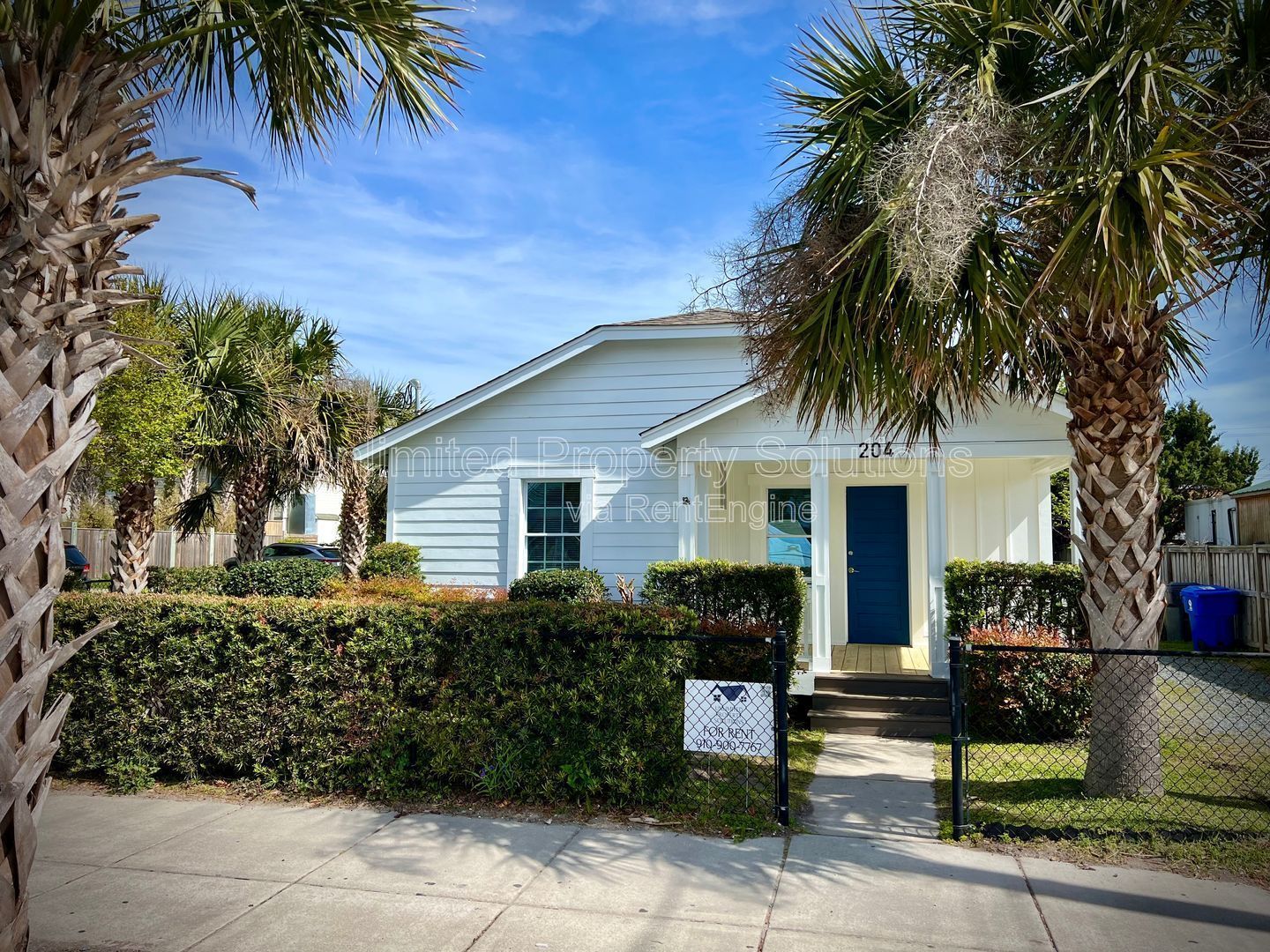CAROLINA BEACH ~ Blocks from restaurants & beach! Available early Spring 2026! property image