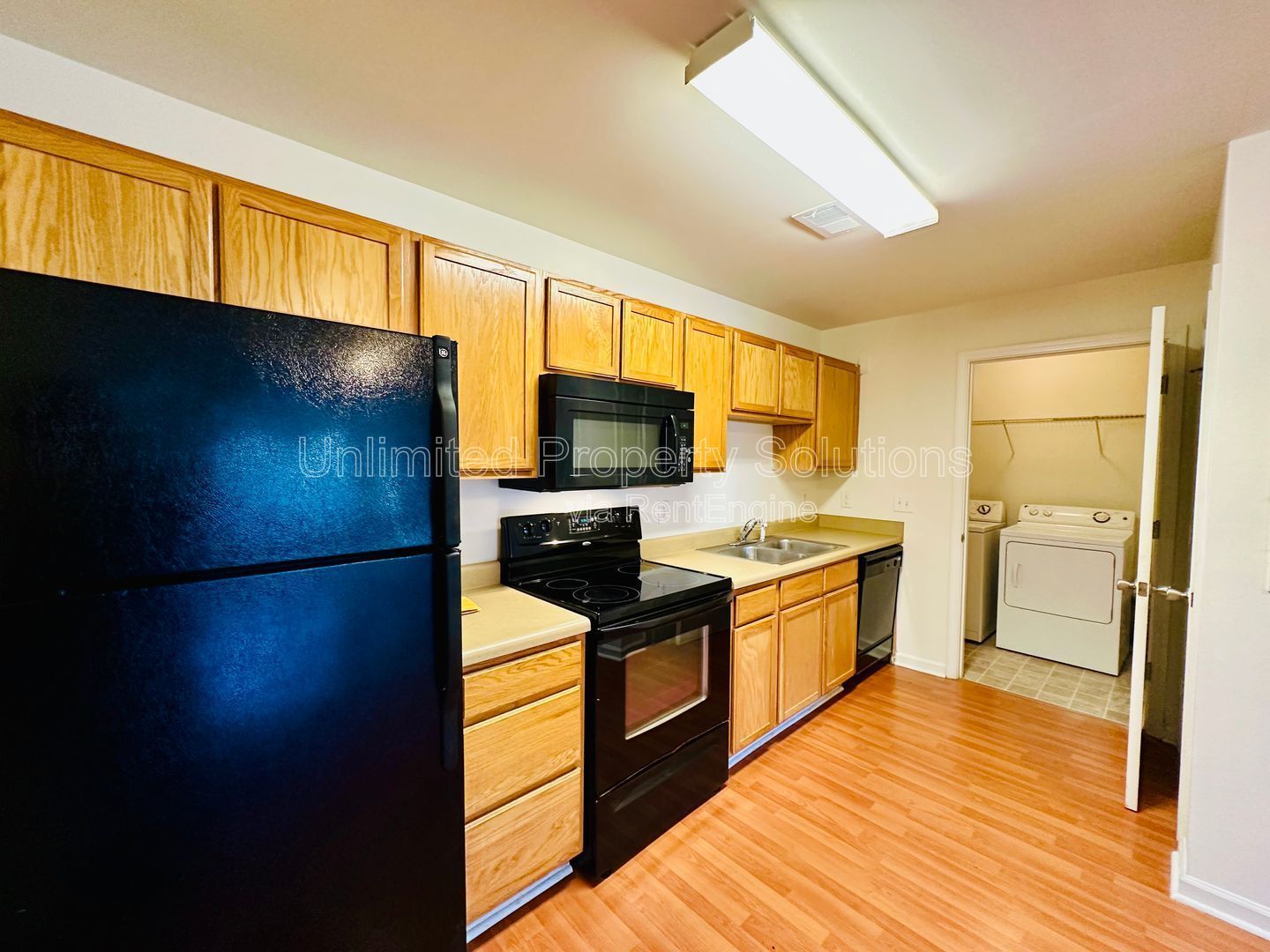 3 Bedroom Condo - Great location - near UNCW, Randall Parkway, MLK Parkway - everything! property image