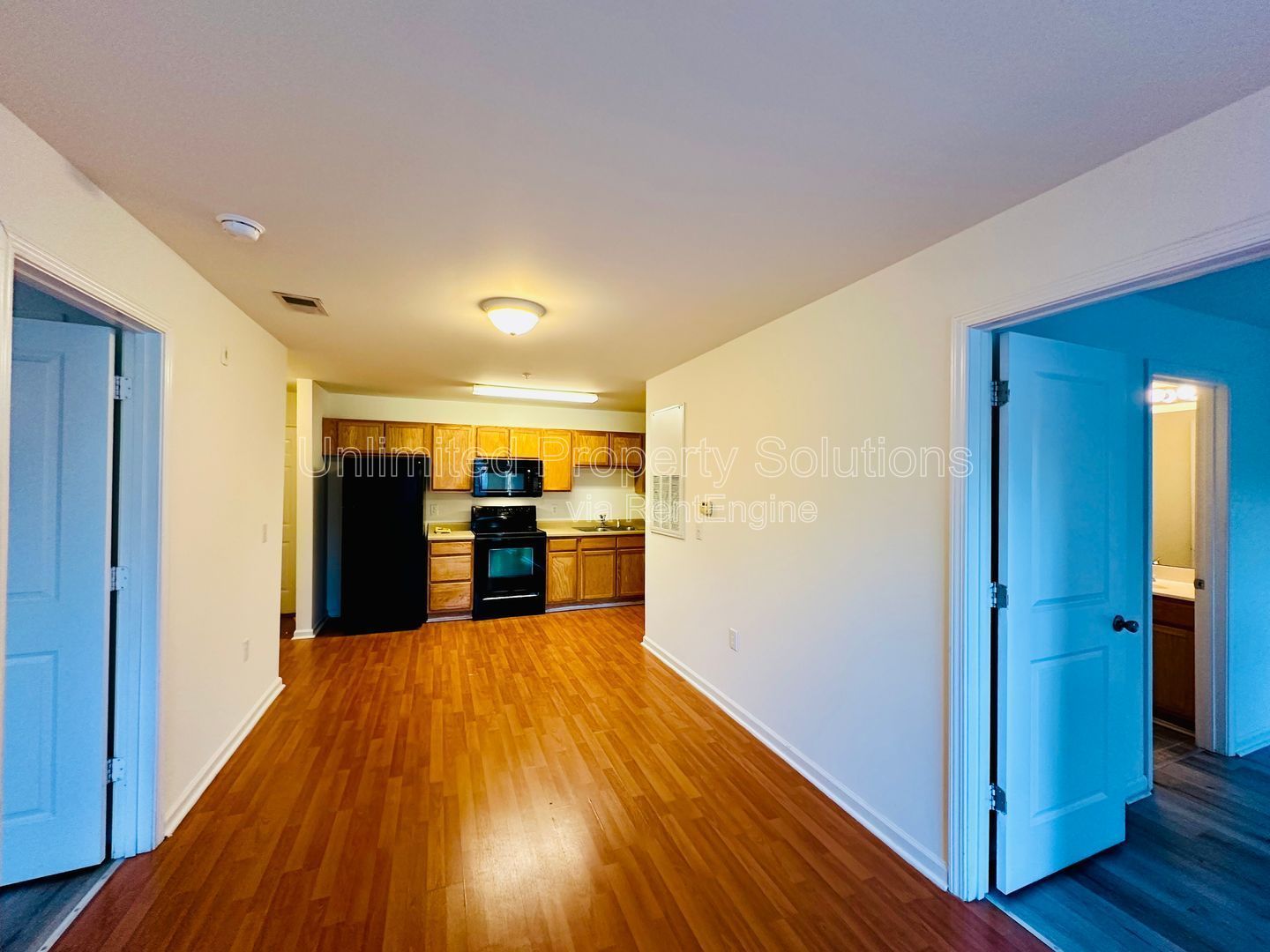 3 Bedroom Condo - Great location - near UNCW, Randall Parkway, MLK Parkway - everything! property image