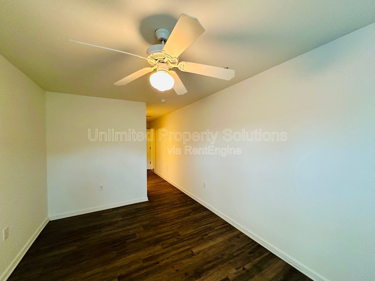 3 Bedroom Condo - Great location - near UNCW, Randall Parkway, MLK Parkway - everything! property image