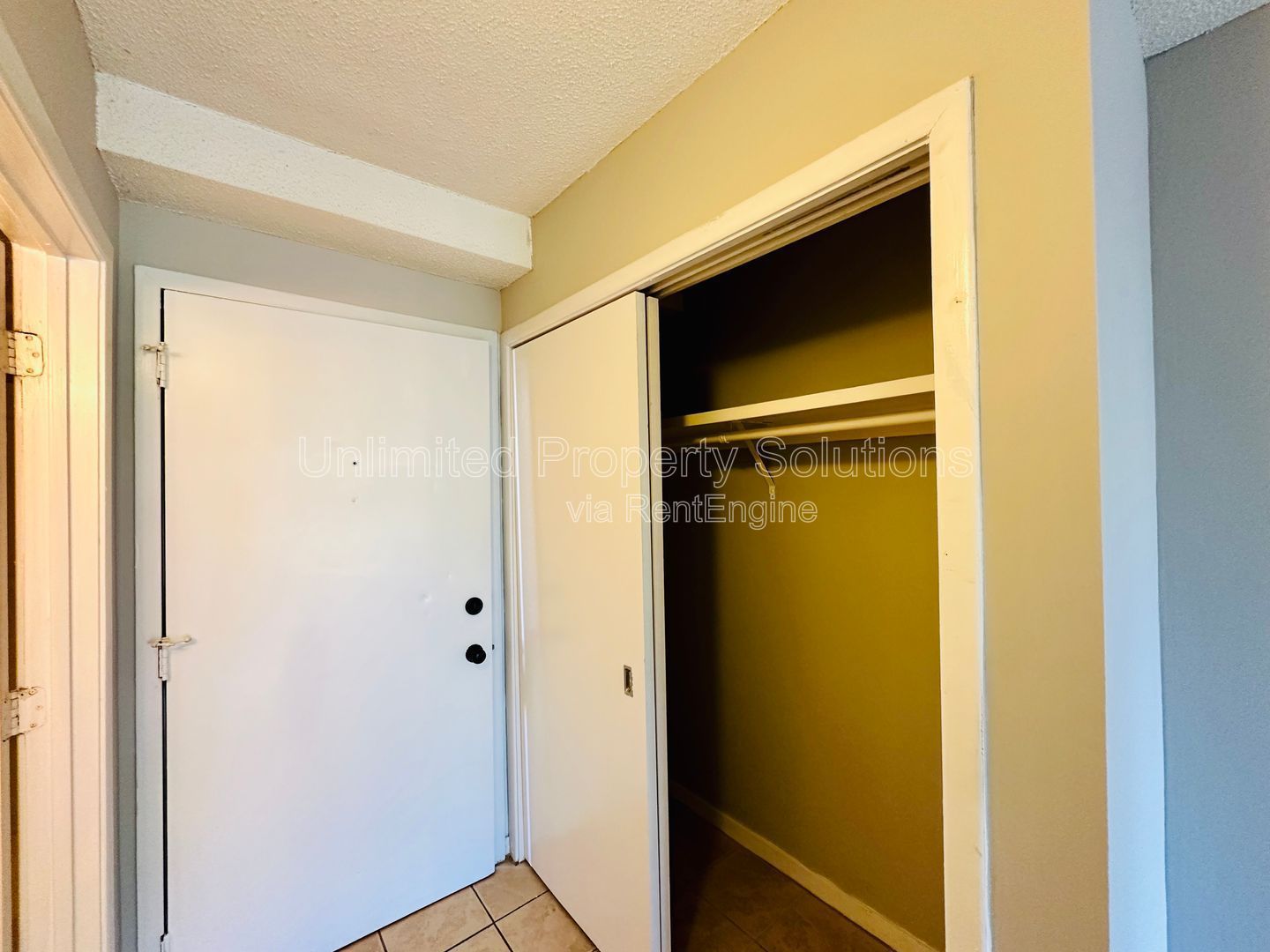 CAMPUS EDGE - Student housing within walking distance to UNCW! property image