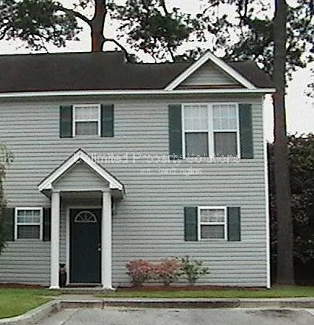 PORT CITY COMMONS - Three bedroom townhome within minutes of downtown Wilmington, riverwalk and Wilmington International Airport property image