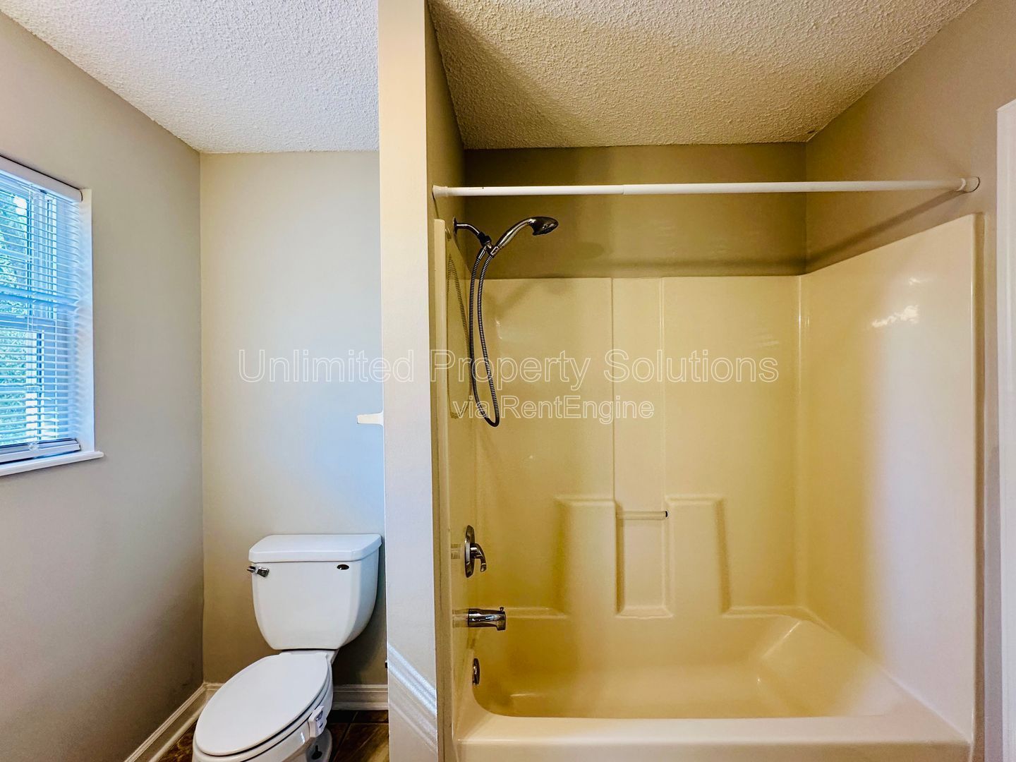 PORT CITY COMMONS - Three bedroom townhome within minutes of downtown Wilmington, riverwalk and Wilmington International Airport property image
