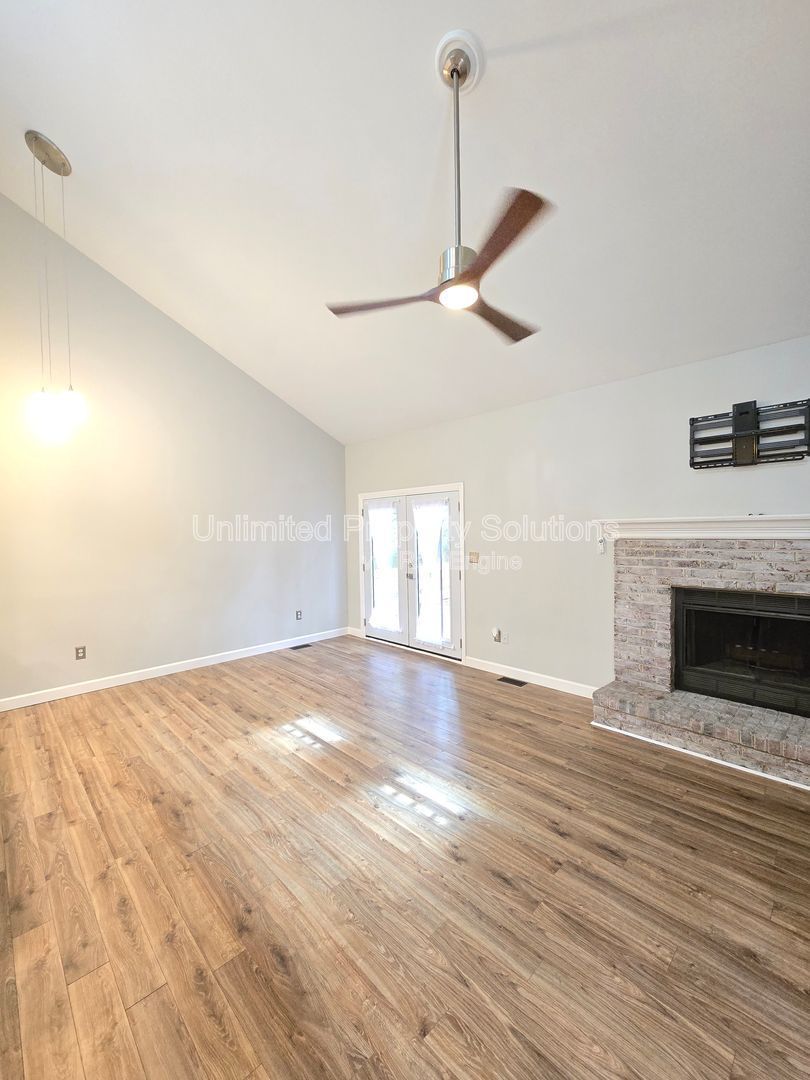 Located in desirable College Acres/Hillsdale area of Wilmington property image