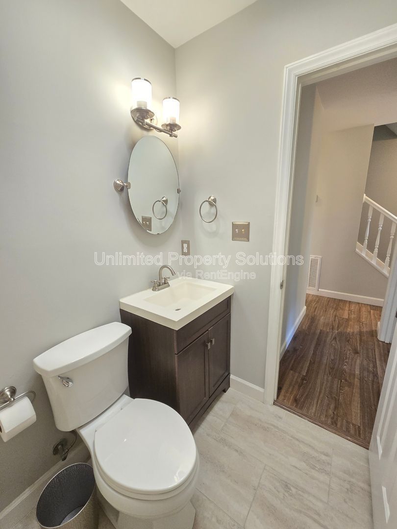 Located in desirable College Acres/Hillsdale area of Wilmington property image