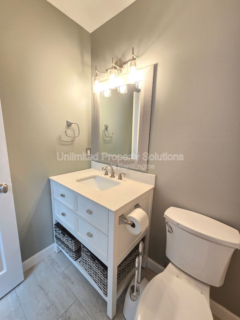 Located in desirable College Acres/Hillsdale area of Wilmington property image