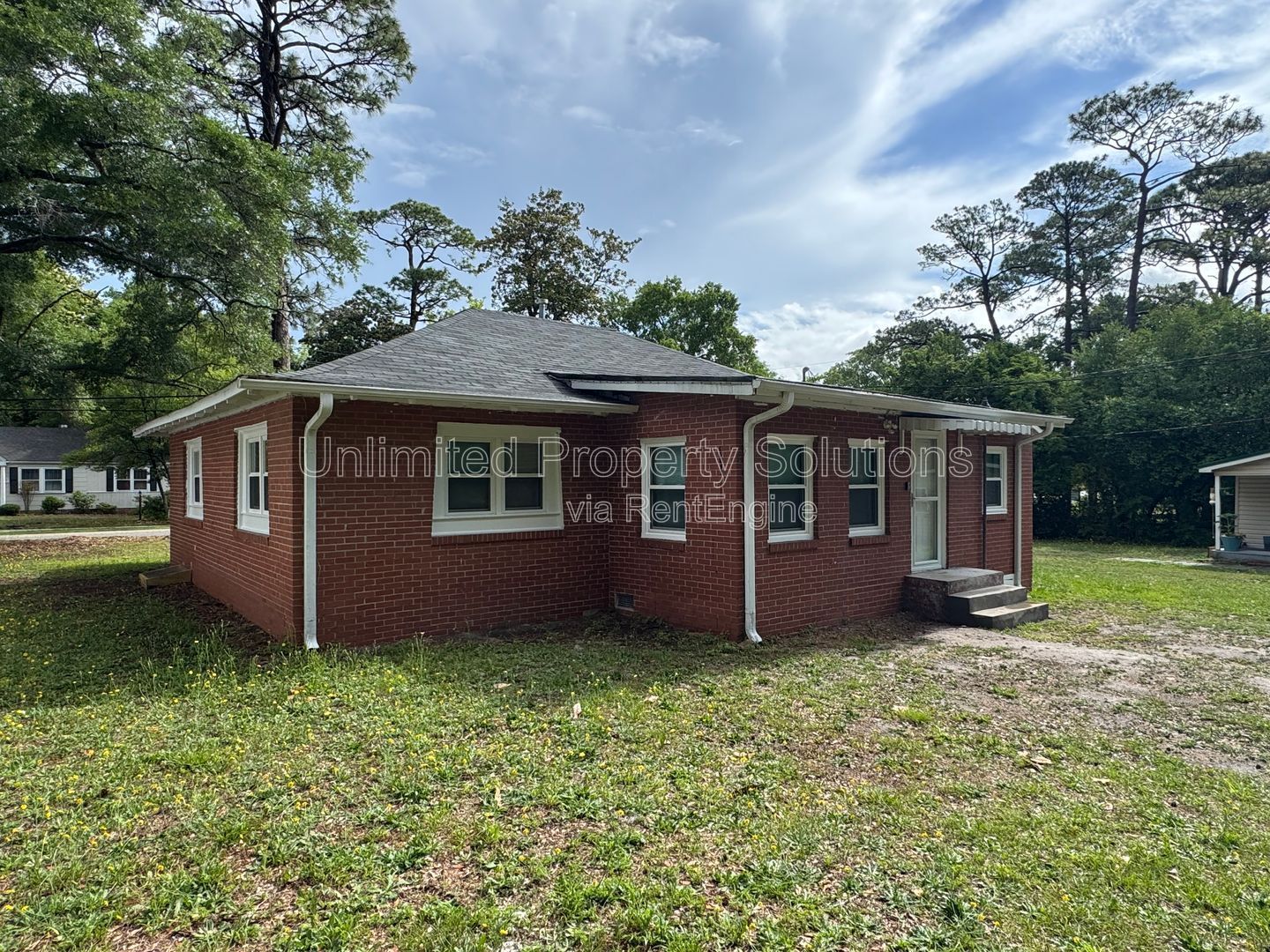 WRIGHTSVILLE AVENUE - 4 Bedroom - Minutes to Novant Health Cape Fear Hospital, UNCW property image