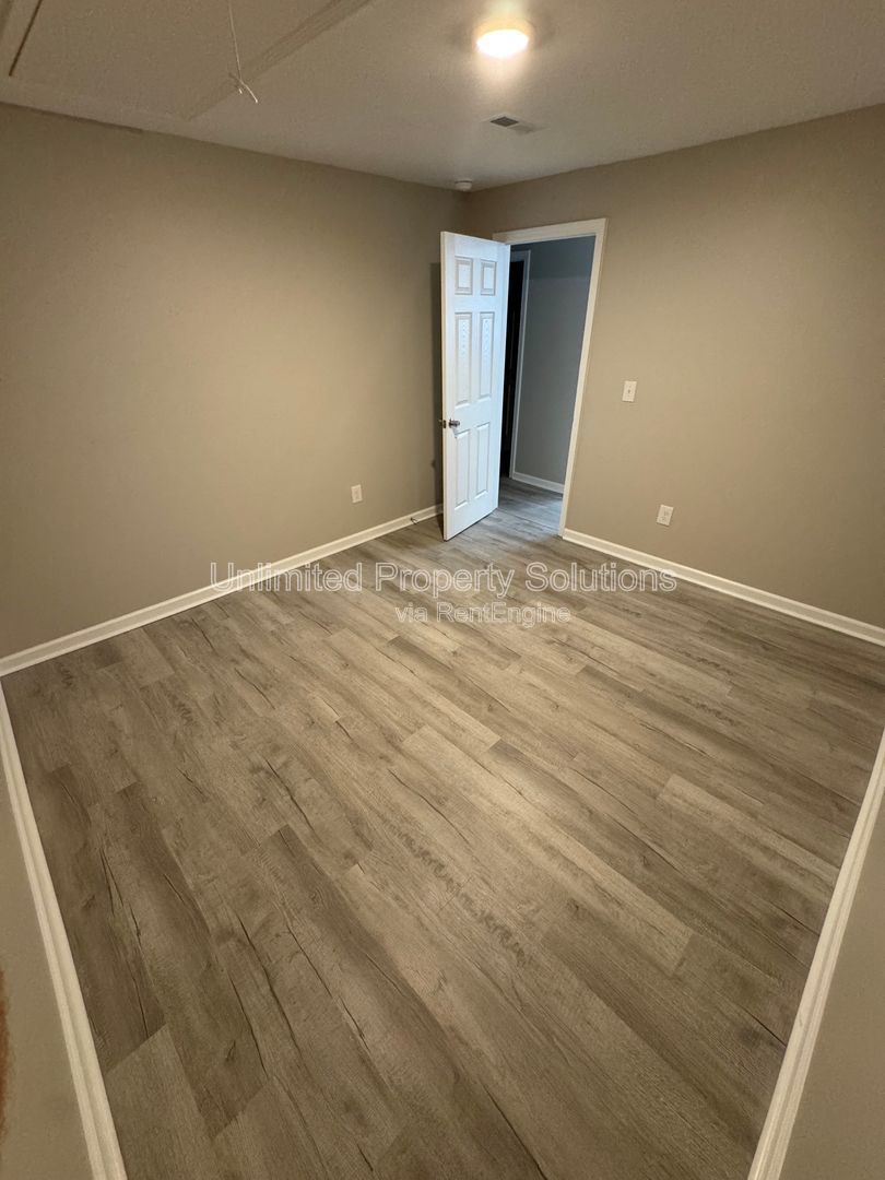 WRIGHTSVILLE AVENUE - 4 Bedroom - Minutes to Novant Health Cape Fear Hospital, UNCW property image