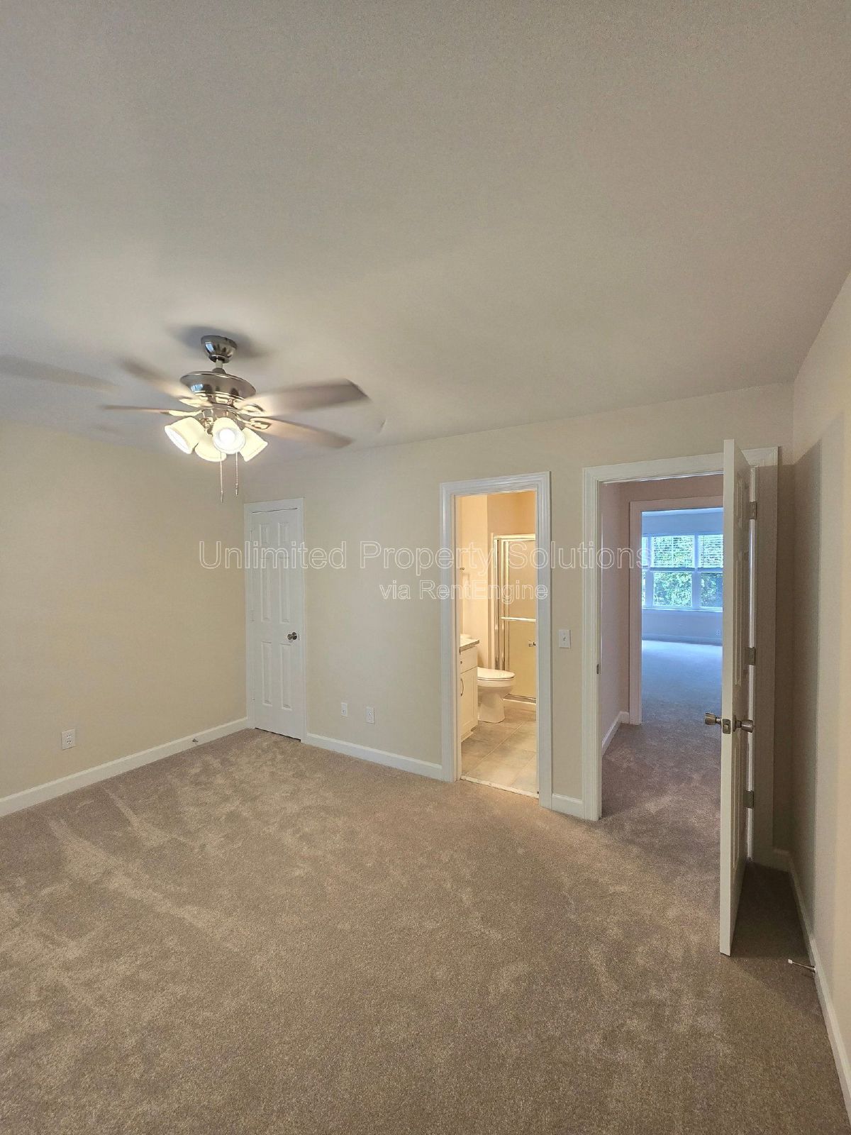 STONESTHROW - 2 Bedroom Townhome - Perfect location for UNCW Students, Faculty and Staff! property image
