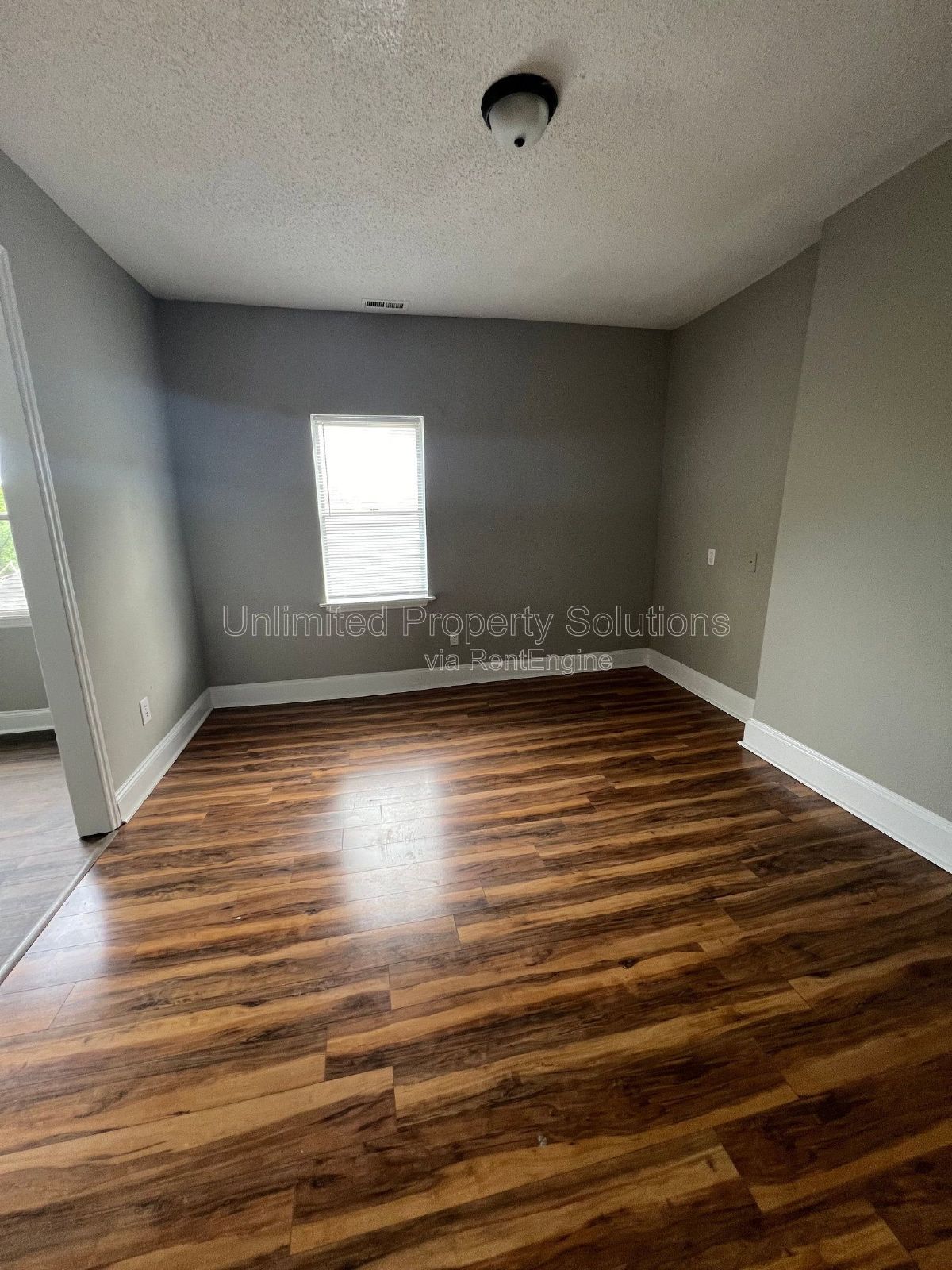 3 Bedroom Duplex - Newly Renovated - Downtown Wilmington! property image