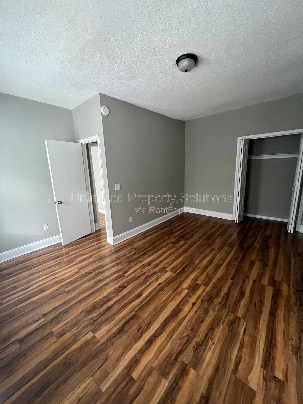 3 Bedroom Duplex - Newly Renovated - Downtown Wilmington! property image