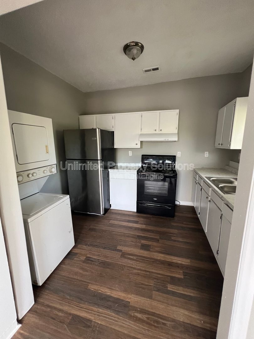 3 Bedroom Duplex - Newly Updated - Downtown Wilmington! property image