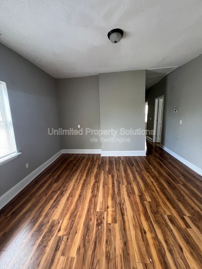 3 Bedroom Duplex - Newly Updated - Downtown Wilmington! property image