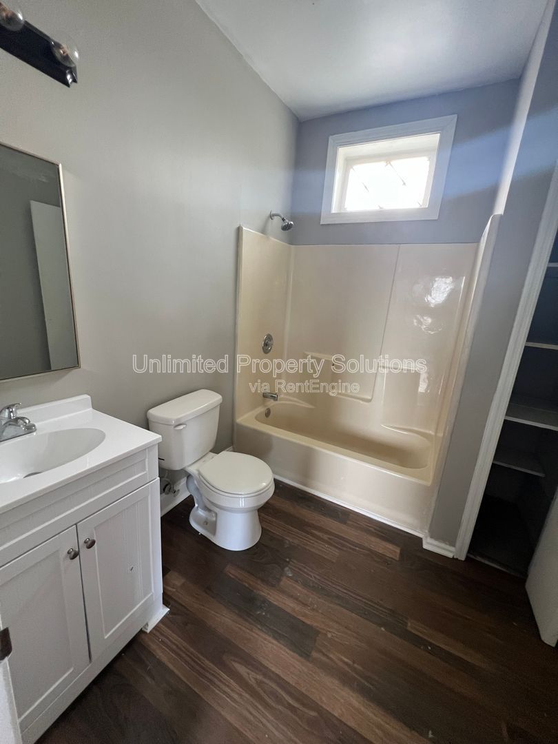 3 Bedroom Duplex - Newly Updated - Downtown Wilmington! property image
