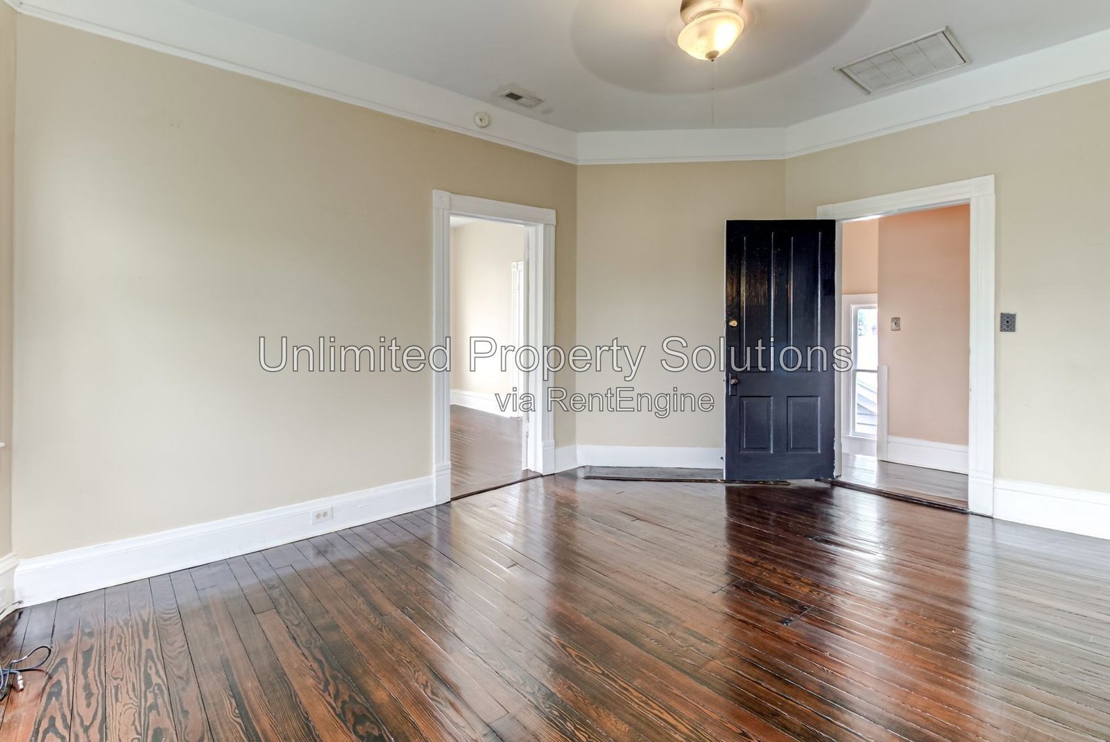WILMINGTON - DOWNTOWN - 2 BD/1 BA - Only blocks from dining, nightlife, breweries and Wilmington Riverwalk property image