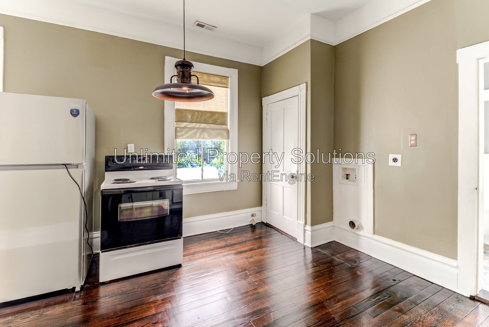 WILMINGTON - DOWNTOWN - 2 BD/1 BA - Only blocks from dining, nightlife, breweries and Wilmington Riverwalk property image