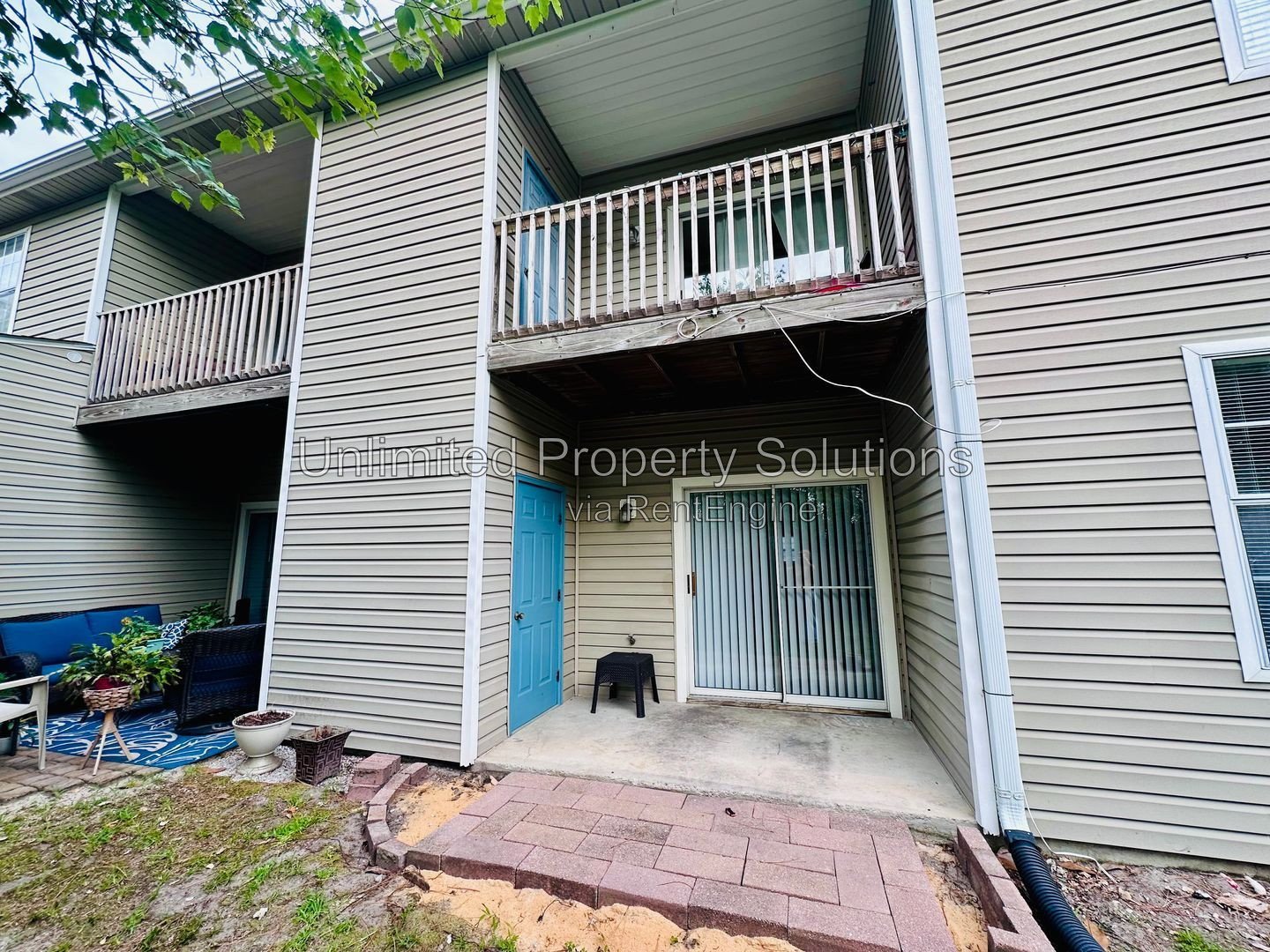 HAMPTON PLACE - 2 BEDROOM/2 BATH RENOVATED CONDO LOCATED IN PINE VALLEY! property image