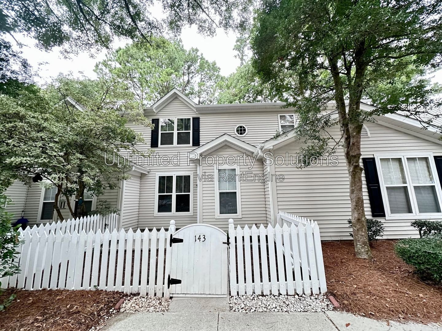 FOREST COVE TOWNHOME - 2 Bedroom/2.5 Bath Townhome close to UNCW, Wrightsville Beach and Mayfaire! property image