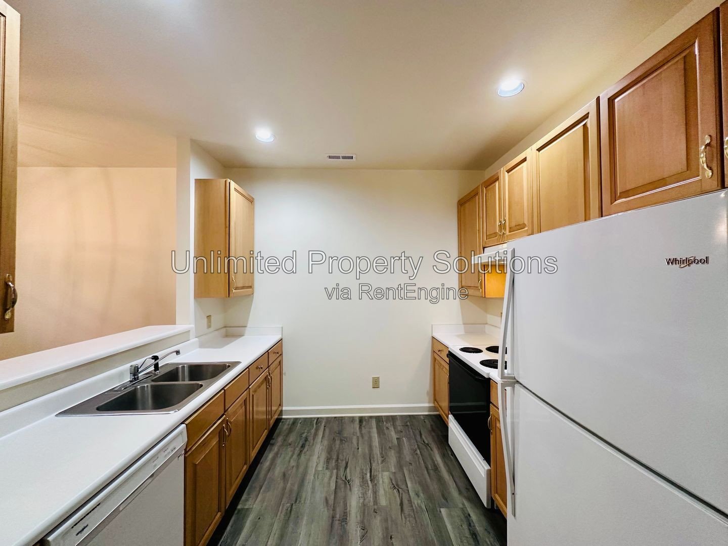 FOREST COVE TOWNHOME - 2 Bedroom/2.5 Bath Townhome close to UNCW, Wrightsville Beach and Mayfaire! property image