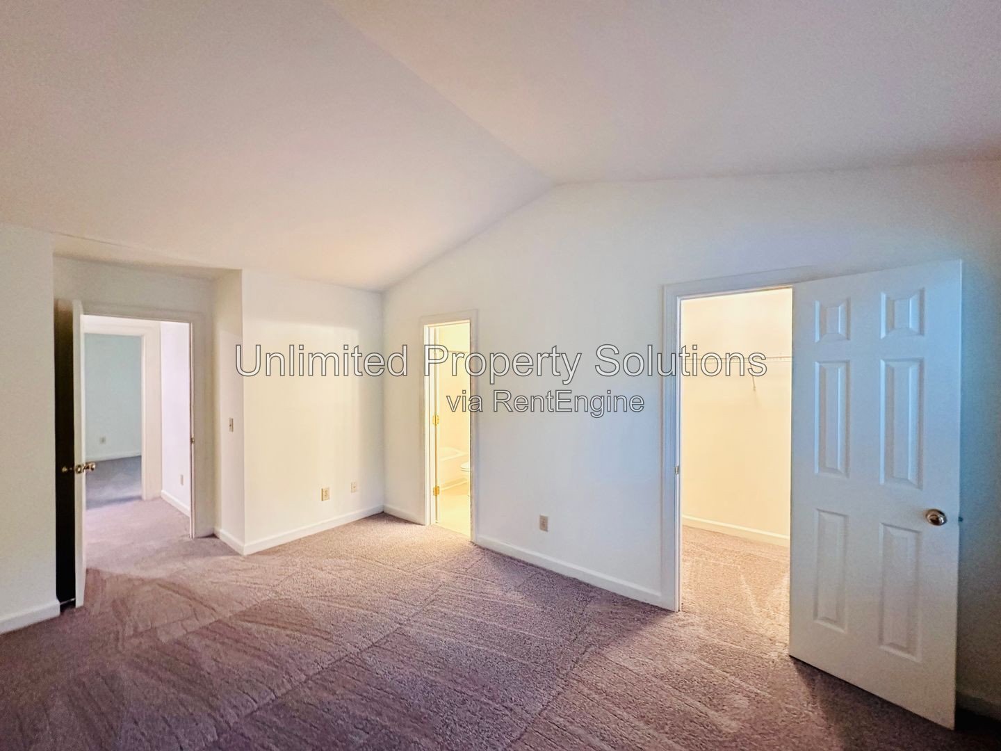 FOREST COVE TOWNHOME - 2 Bedroom/2.5 Bath Townhome close to UNCW, Wrightsville Beach and Mayfaire! property image