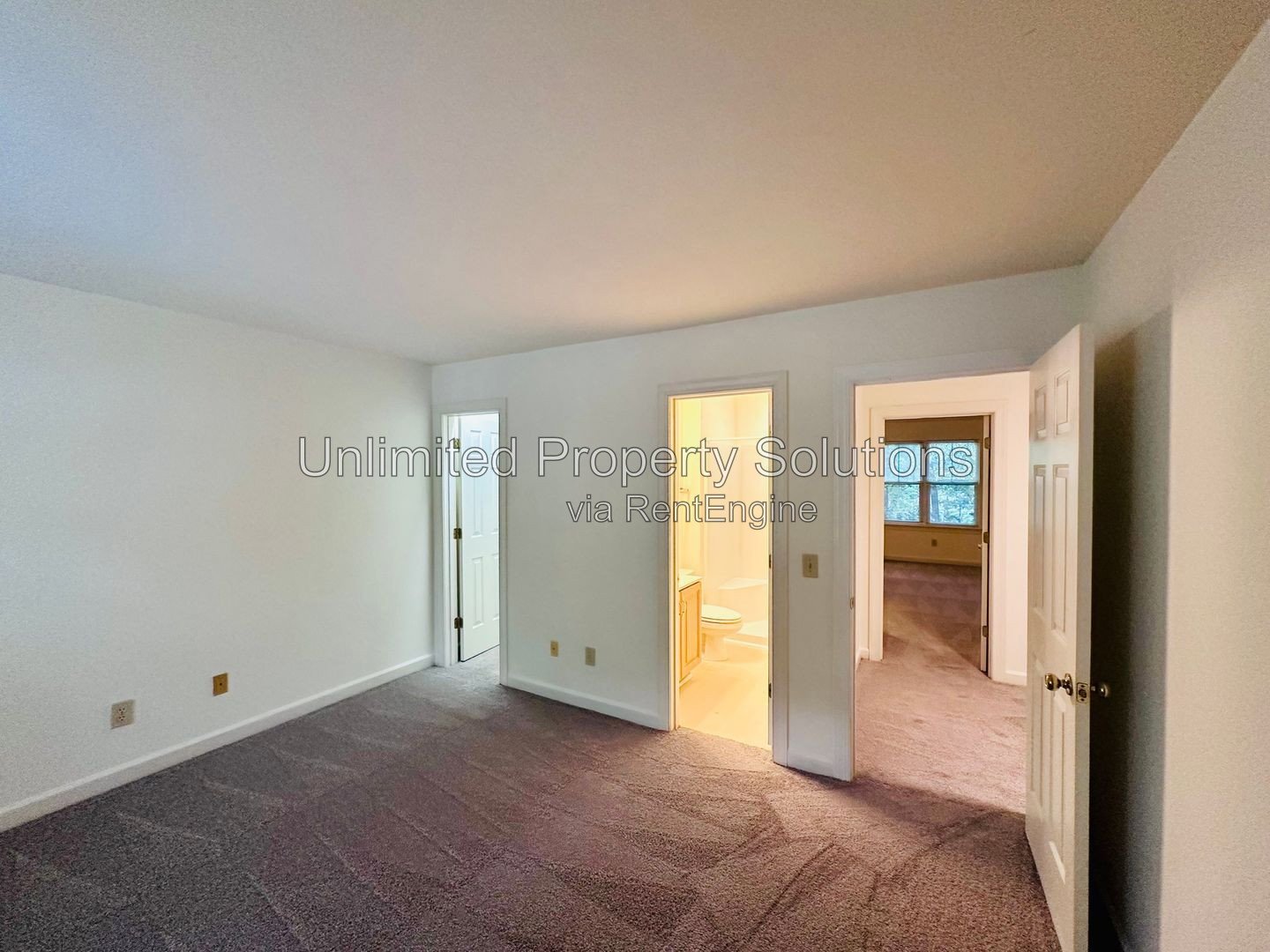 FOREST COVE TOWNHOME - 2 Bedroom/2.5 Bath Townhome close to UNCW, Wrightsville Beach and Mayfaire! property image