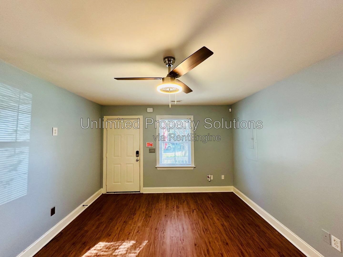 DOWNTOWN WILMINGTON - 2 BD/1 BA - 2 blocks from Castle Street District! property image