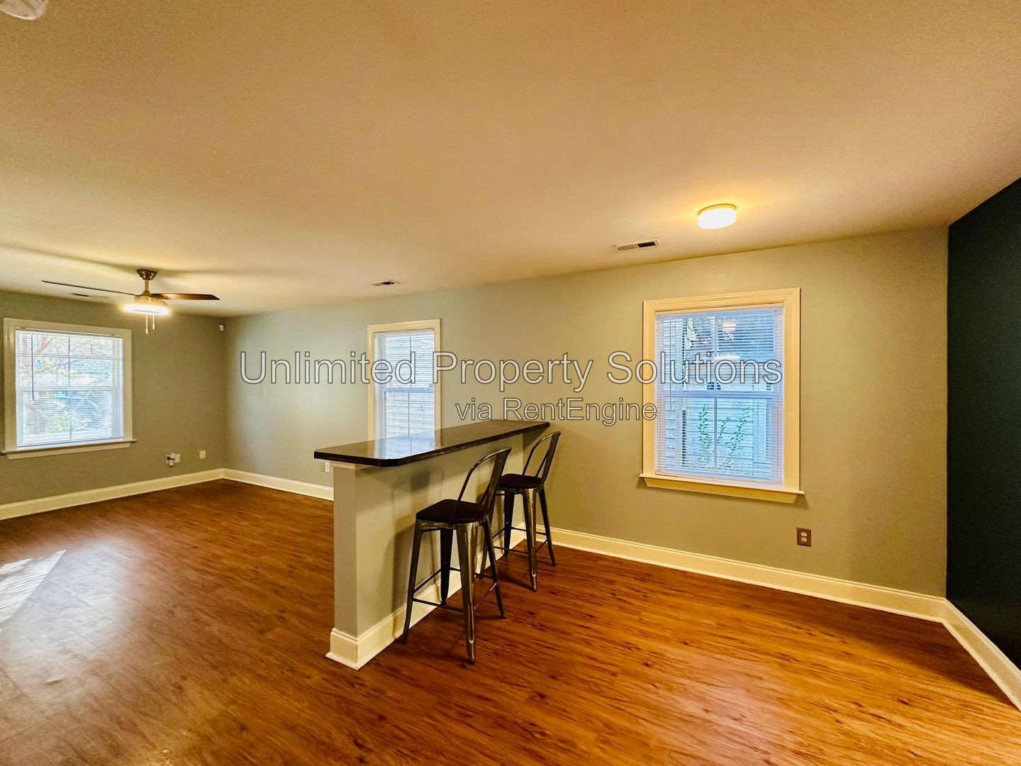 DOWNTOWN WILMINGTON - 2 BD/1 BA - 2 blocks from Castle Street District! property image