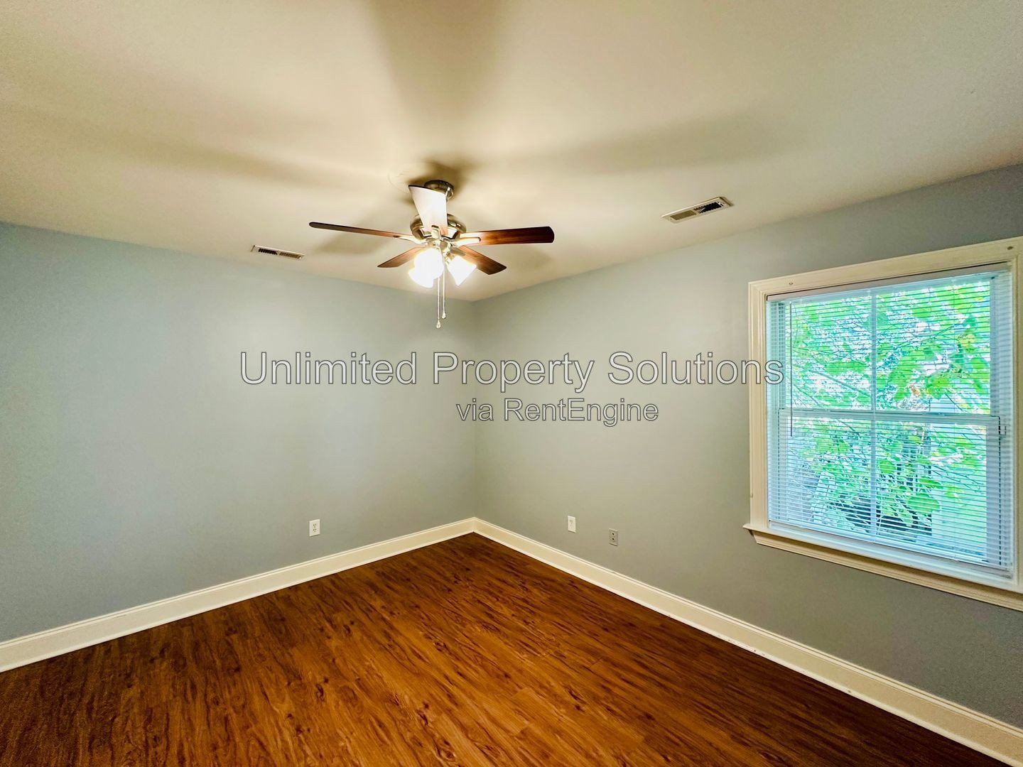 DOWNTOWN WILMINGTON - 2 BD/1 BA - 2 blocks from Castle Street District! property image