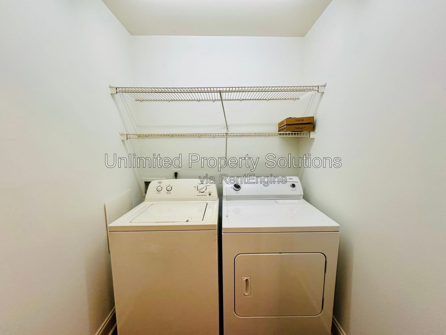 DOWNTOWN WILMINGTON - 2 BD/1 BA - 2 blocks from Castle Street District! property image