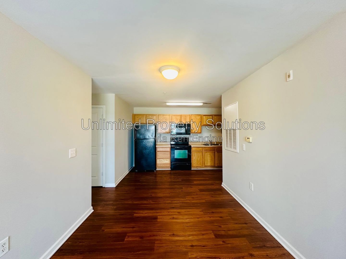 3 Bedroom Condo - Great location - near UNCW, Randall Parkway, MLK Parkway - everything! property image