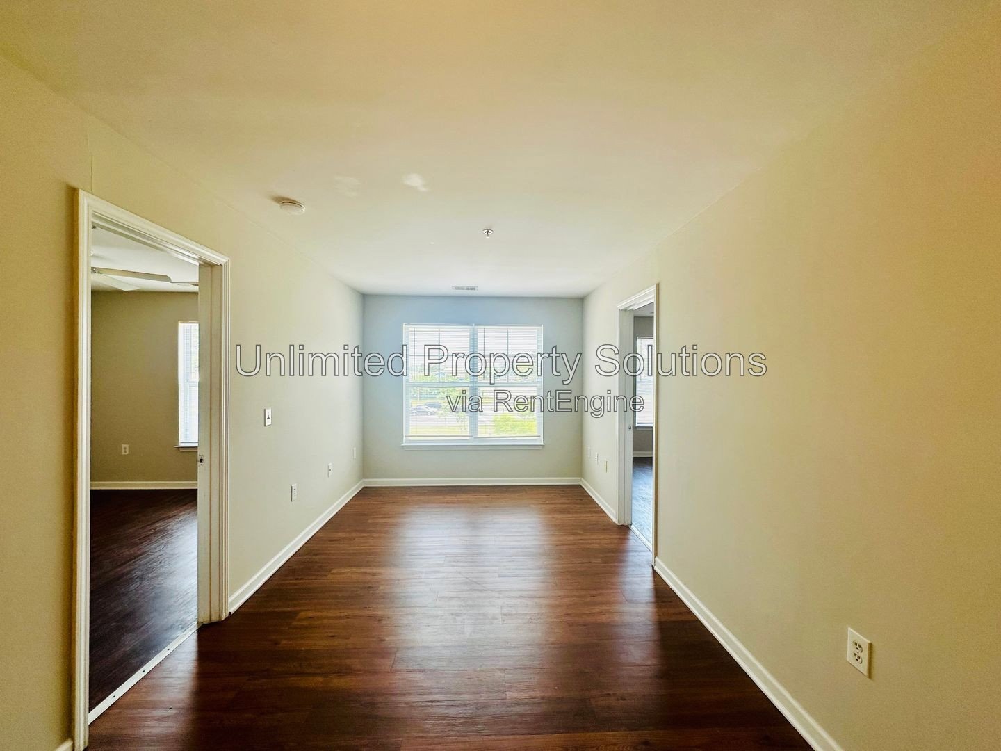 3 Bedroom Condo - Great location - near UNCW, Randall Parkway, MLK Parkway - everything! property image