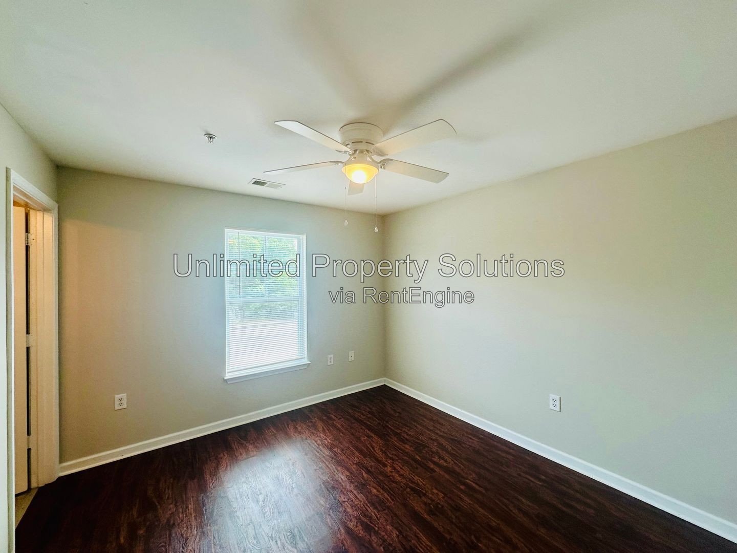 3 Bedroom Condo - Great location - near UNCW, Randall Parkway, MLK Parkway - everything! property image