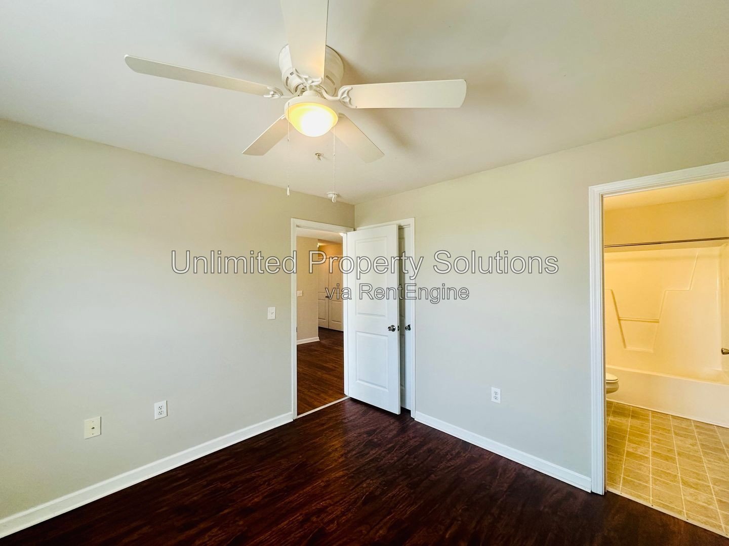 3 Bedroom Condo - Great location - near UNCW, Randall Parkway, MLK Parkway - everything! property image