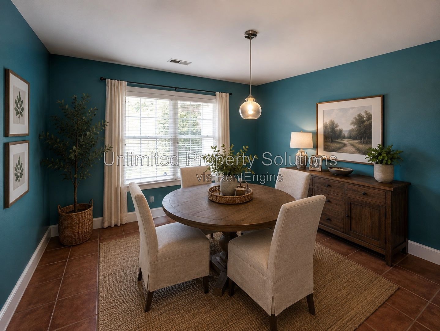 CREEKSTONE - 3 Bedroom/2 Bathroom - Spacious home with abundant storage and fenced in backyard! property image